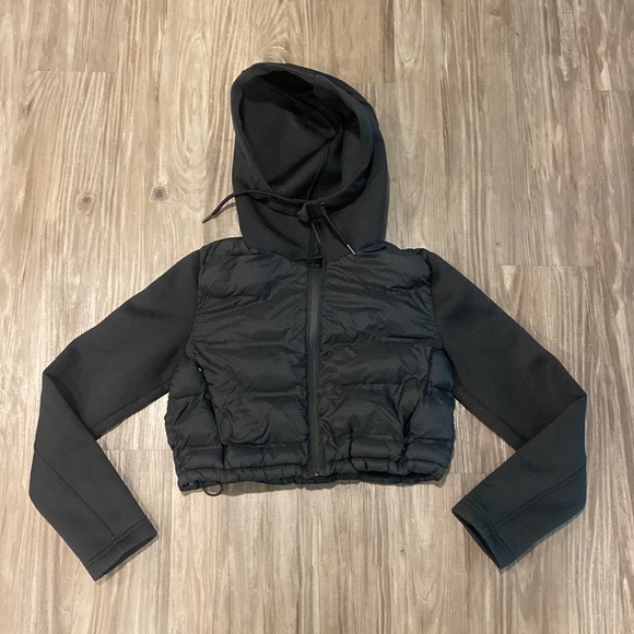 Zara Jackets & Blazers - Zara cropped black jacket